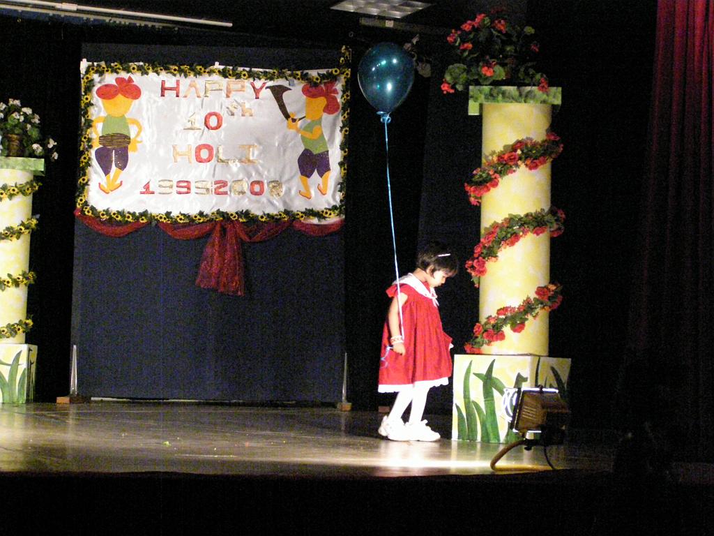 holi08a112.JPG