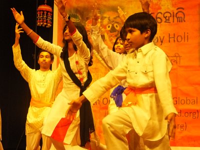 Holi25 (872)