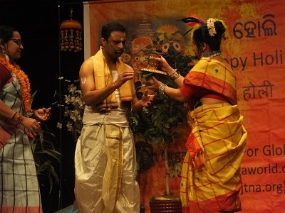 Holi25 (1064)