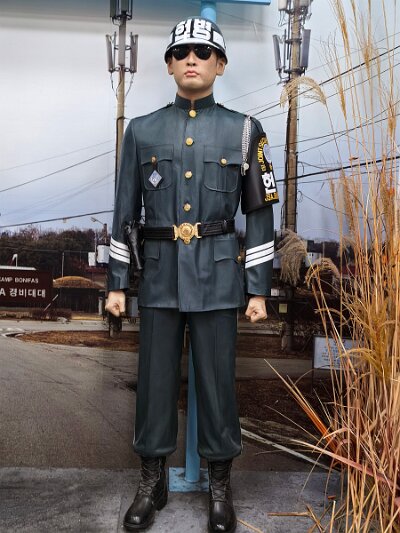 28 DMZ (154)