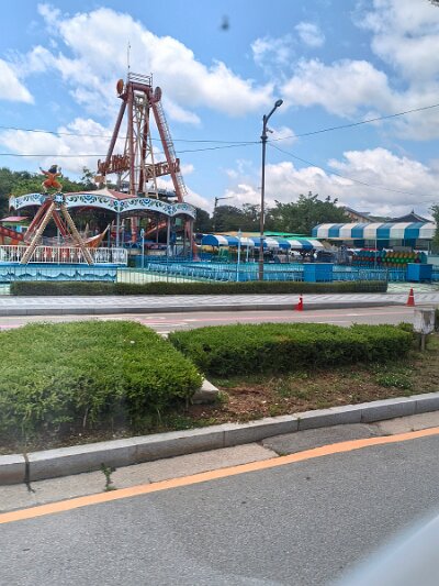 28 DMZ (225)