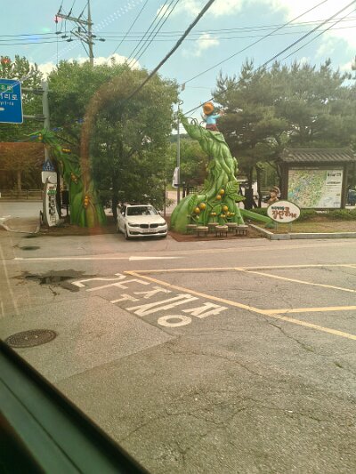 28 DMZ (370)