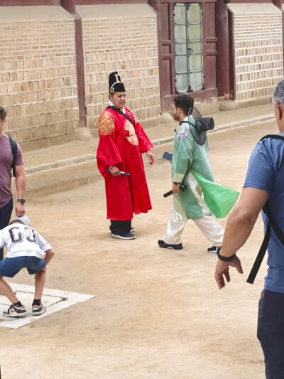 Royal Guard Changing Ceremony (285)